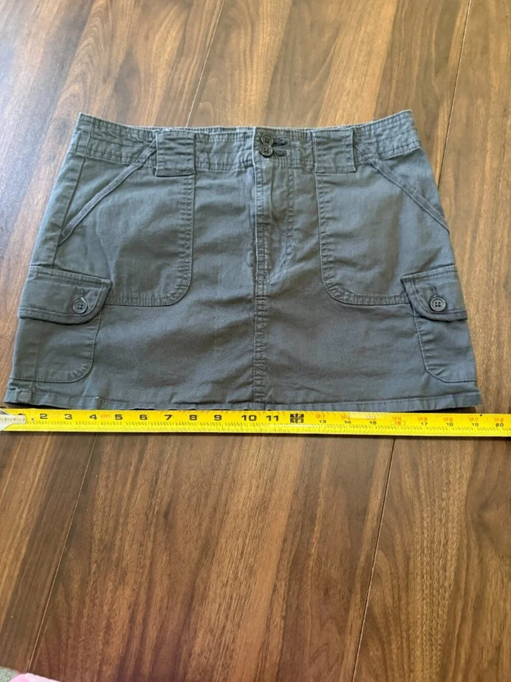 RSQ Women's Cargo Mini Skirt 28 - Picture 7 of 8